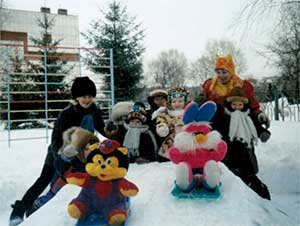 Зимнее развлечение на воздухе во 2 младшей группе «Лесные зверята играют с ребятами».